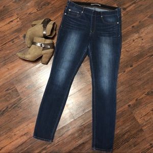 Express Mid Rise Legging Jeans